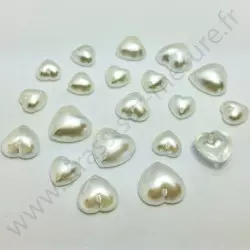 Demi-perle nacrée cœur à coudre - Transparent - 2 tailles