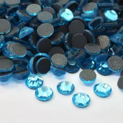 Strass thermocollant en verre DMC - Bleu lagon - Nouvelle collection