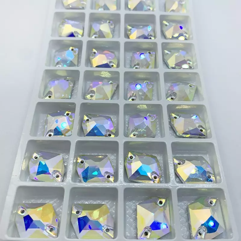 Strass Cosmic AB Cristal - Cosmic à coudre en verre - 10x12 à 17x21mm